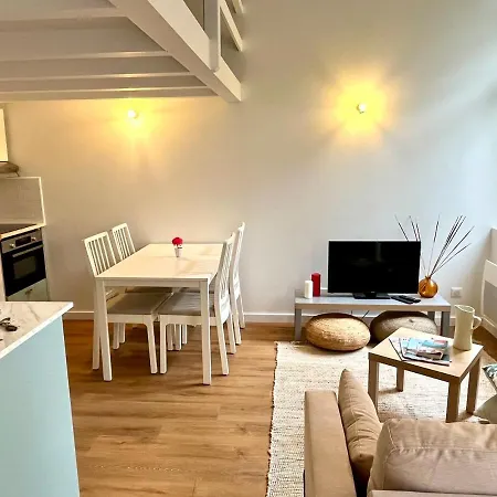 3 Personnes Avec Terrasse 50 M De La Grande Surf Apartment *