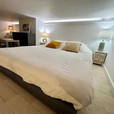 3 Personnes Avec Terrasse 50 M De La Grande Surf Apartment *