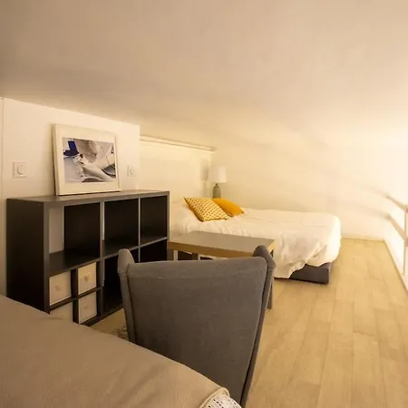 3 Personnes Avec Terrasse 50 M De La Grande Surf * Биарриц