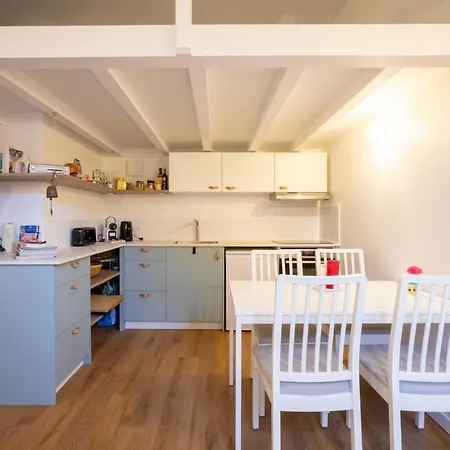 3 Personnes Avec Terrasse 50 M De La Grande Surf Апартаменты Биарриц