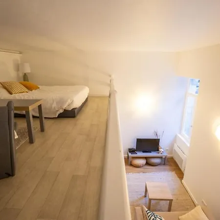 3 Personnes Avec Terrasse 50 M De La Grande Surf Апартаменты *