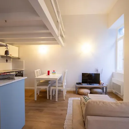 3 Personnes Avec Terrasse 50 M De La Grande Surf *